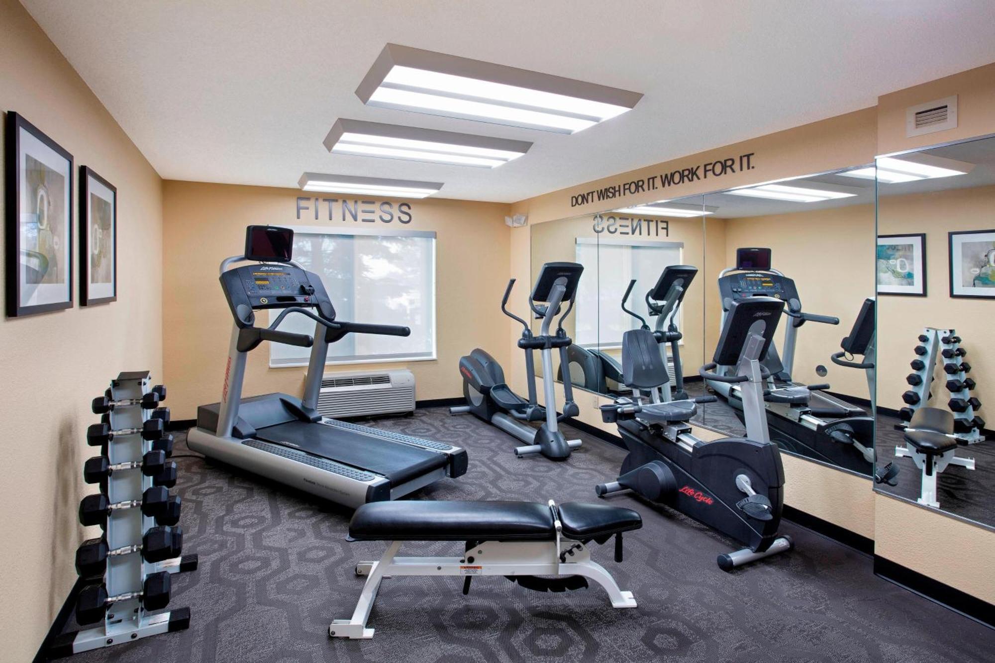 Fairfield Inn & Suites Меррилвилл Экстерьер фото