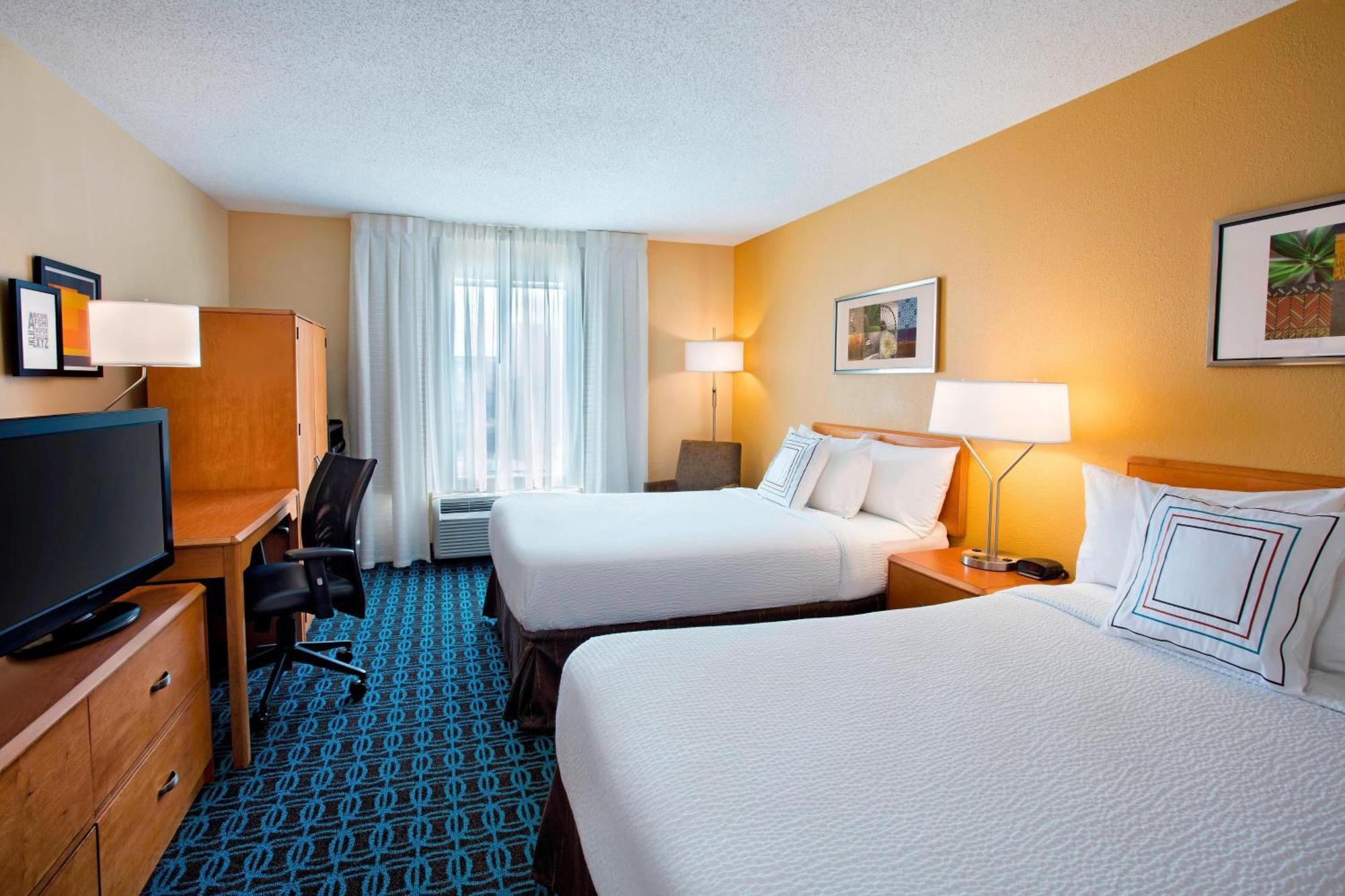 Fairfield Inn & Suites Меррилвилл Экстерьер фото